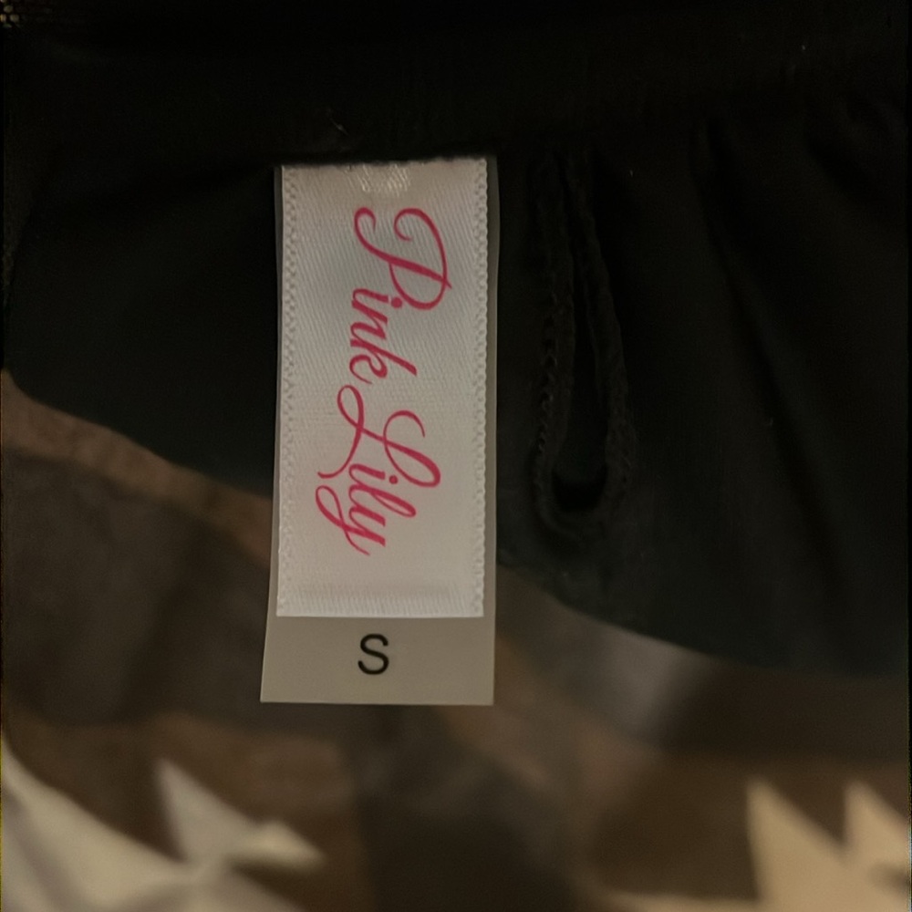 Swim top - Picture 3 of 4